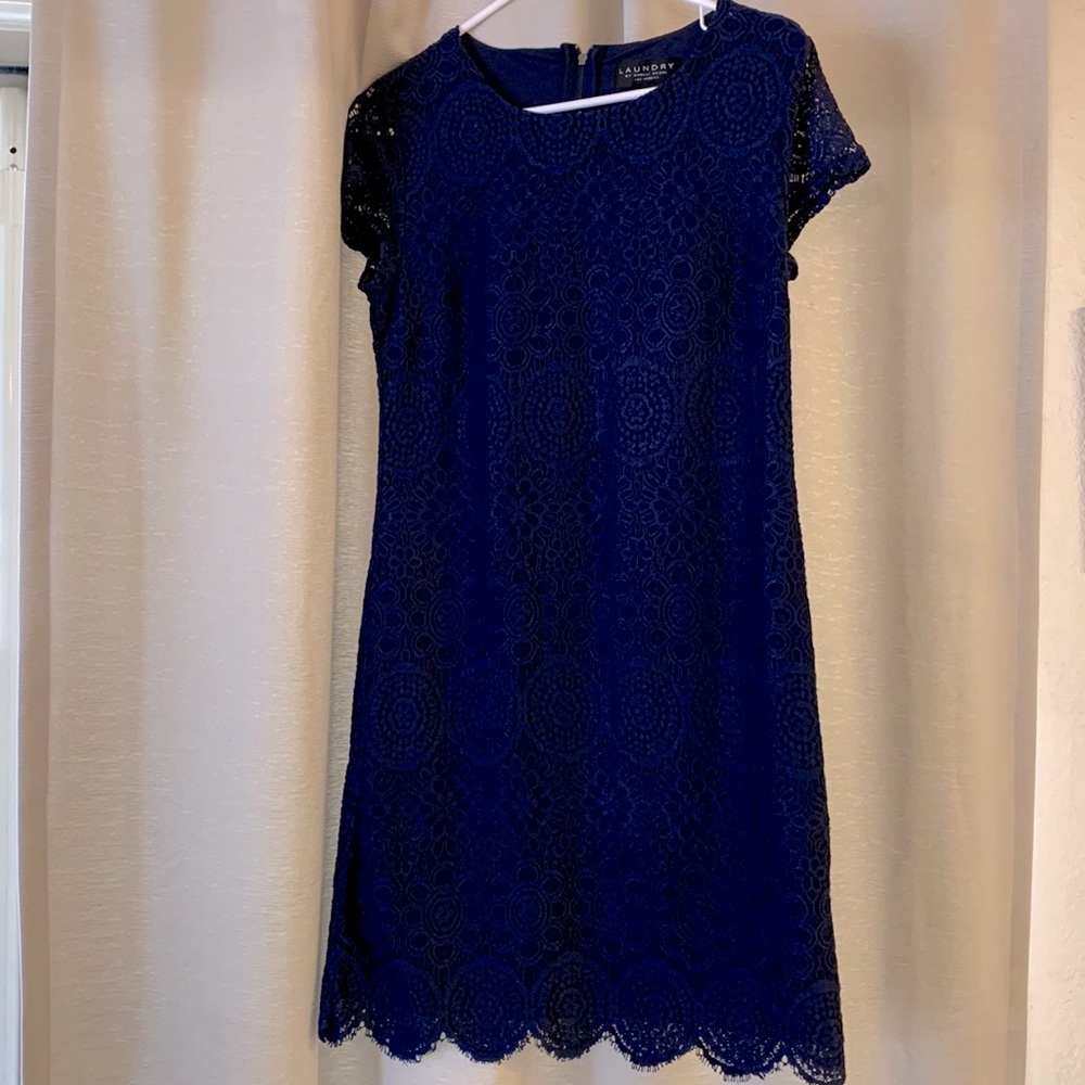 A beautiful navy dress! Perfect for a spring wedding!
